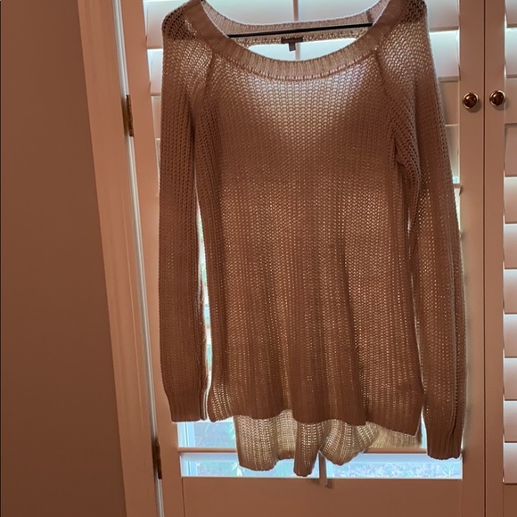 Sweater - Picture 1 of 3